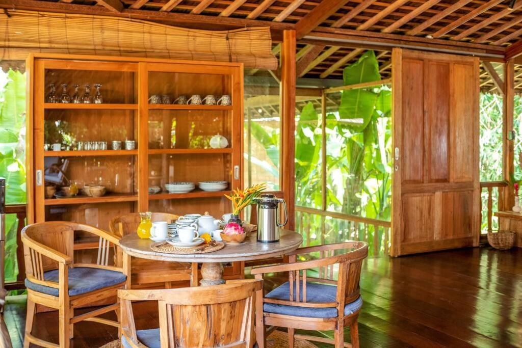 Secret River Villa - Luxury Villa 5 Bedrooms - Kerobokan - Canggu Экстерьер фото
